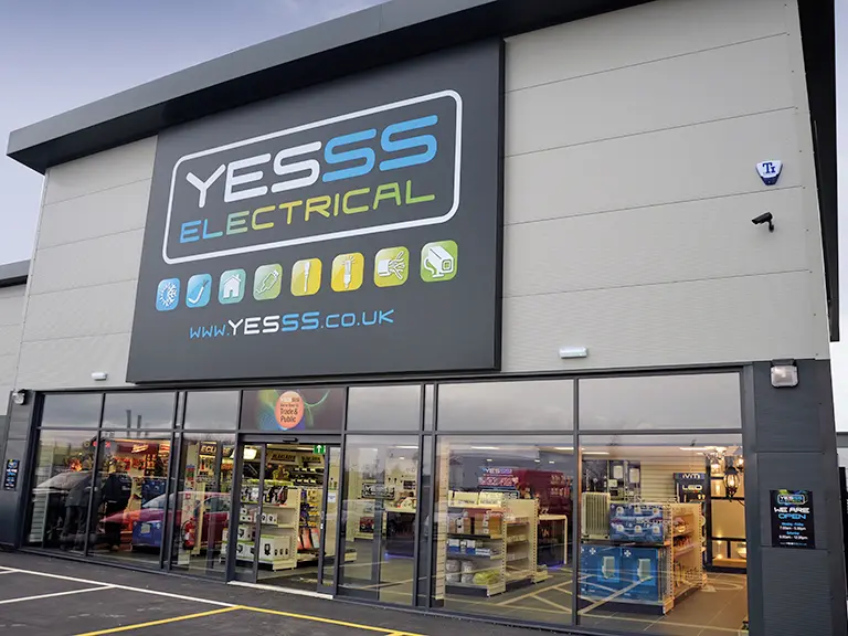Monta teams up with the UK’s fastest growing EV wholesaler 1 yes electrical featured