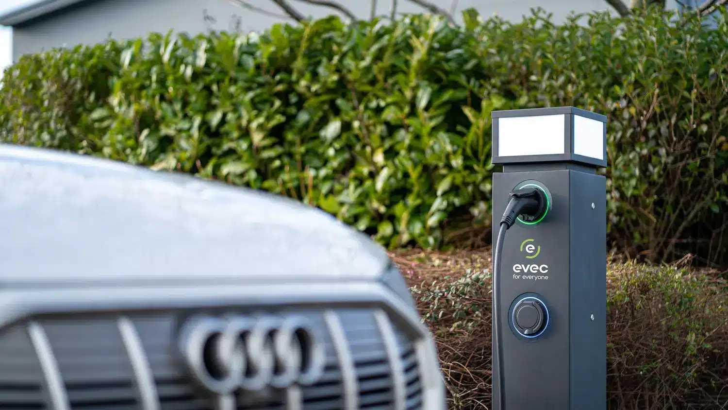 Monta and Evec partner on affordable charging proposition 1 evec fetaured