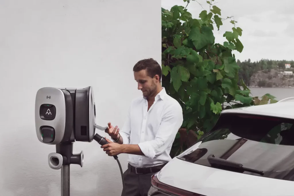 Charge Amps choisit Monta pour transformer le marché des VE